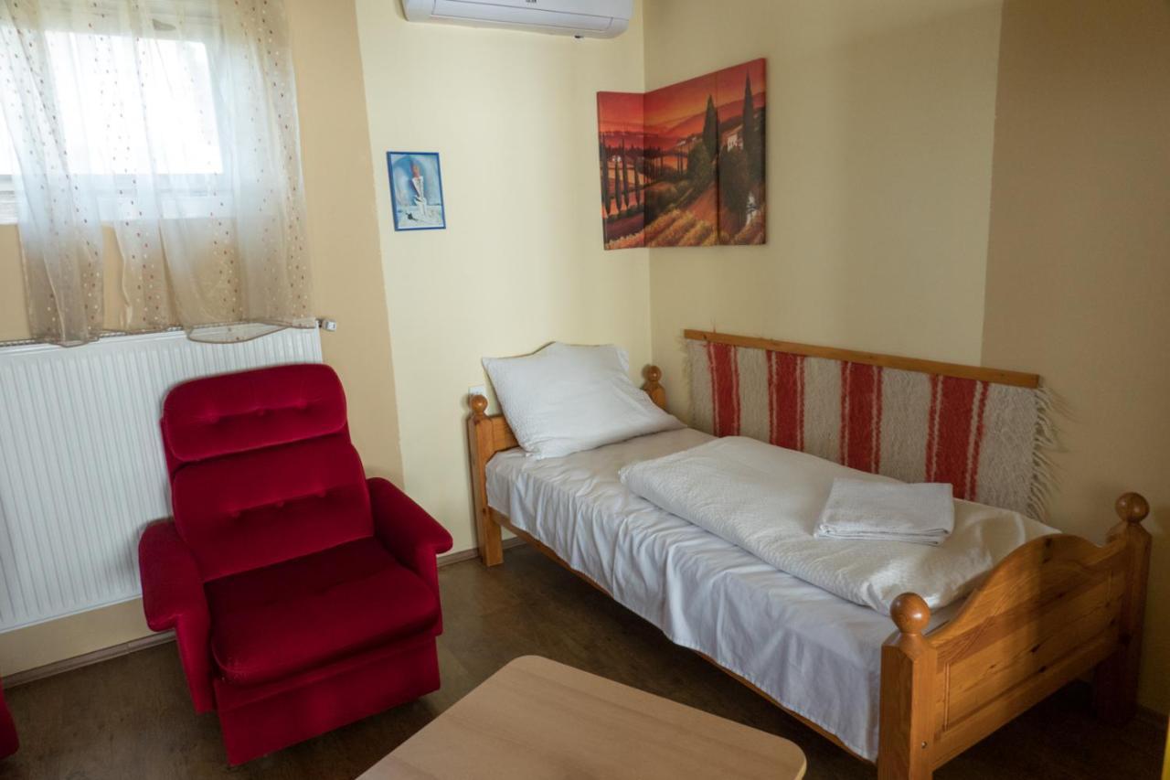 Mueller'S 1 Apartment Siofok Bagian luar foto