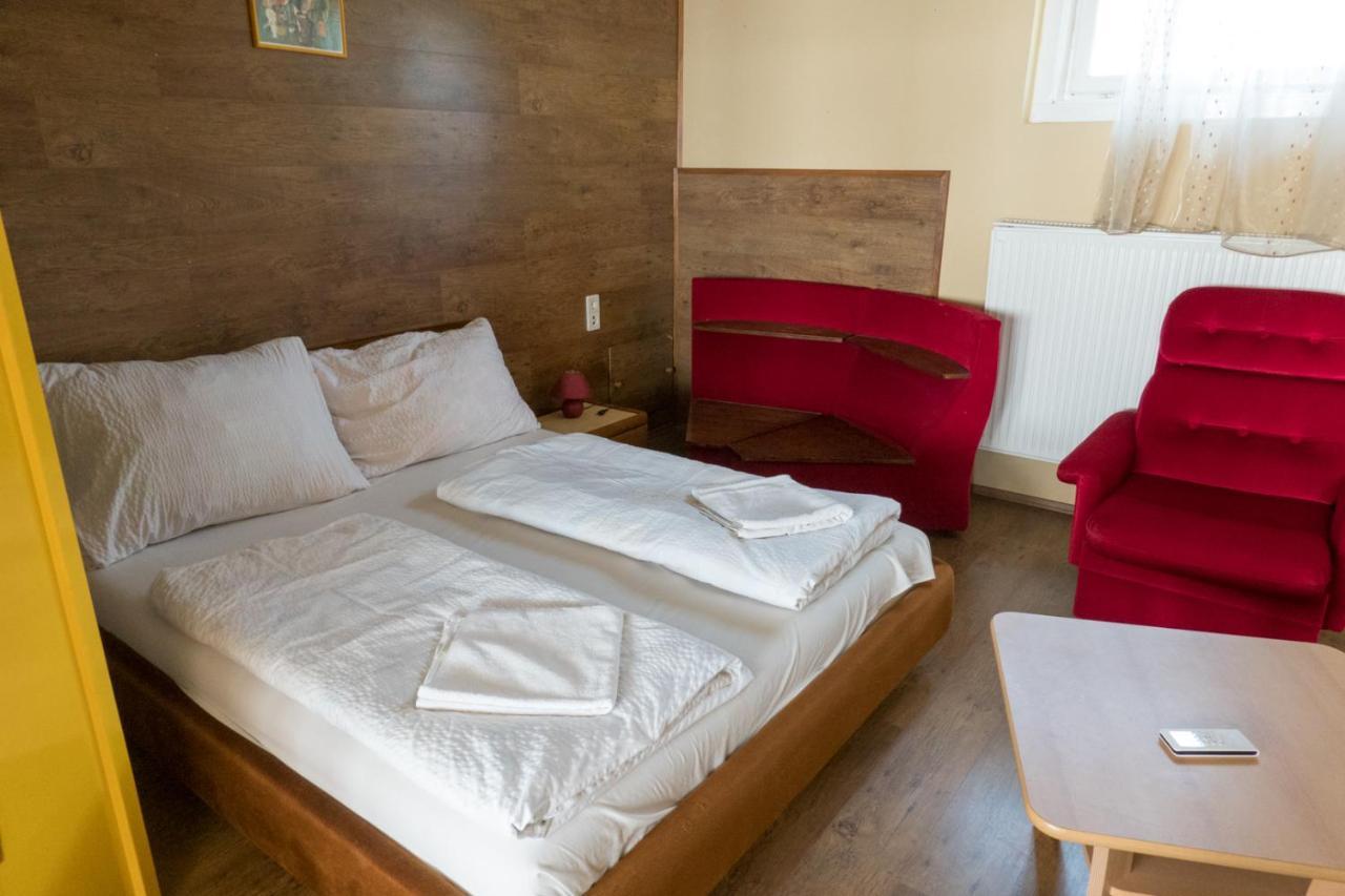 Mueller'S 1 Apartment Siofok Bagian luar foto
