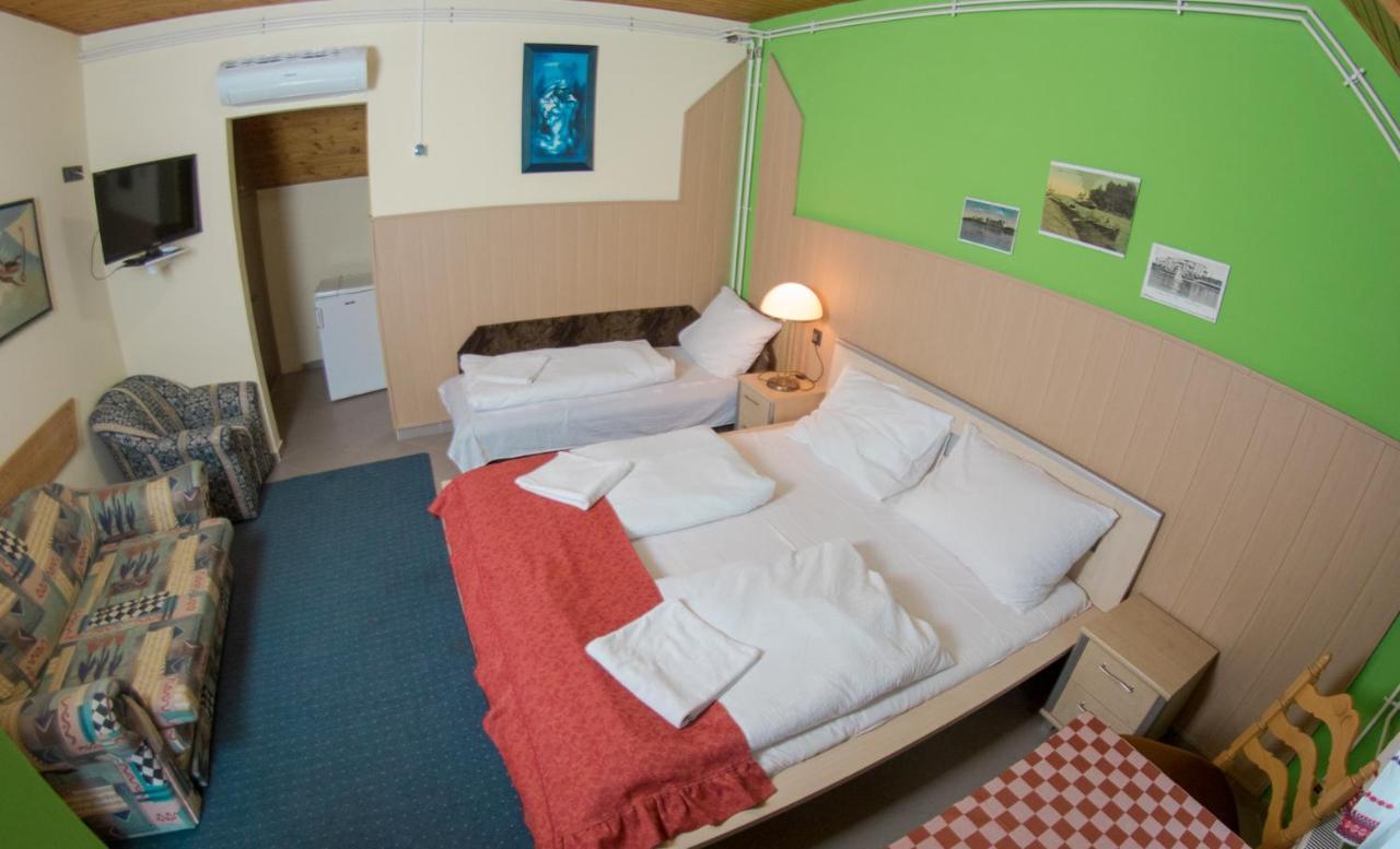 Mueller'S 1 Apartment Siofok Bagian luar foto