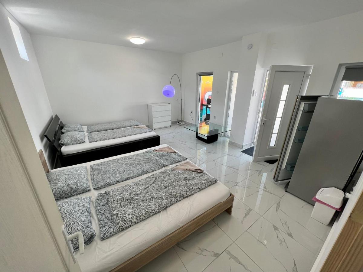 Mueller'S 1 Apartment Siofok Bagian luar foto